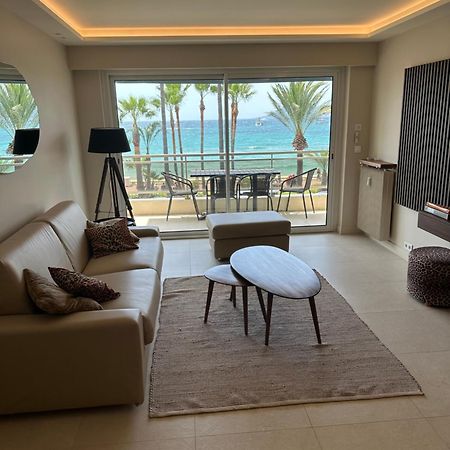 Front de mer, croisette,cannes,prés du Martinez Exterior foto
